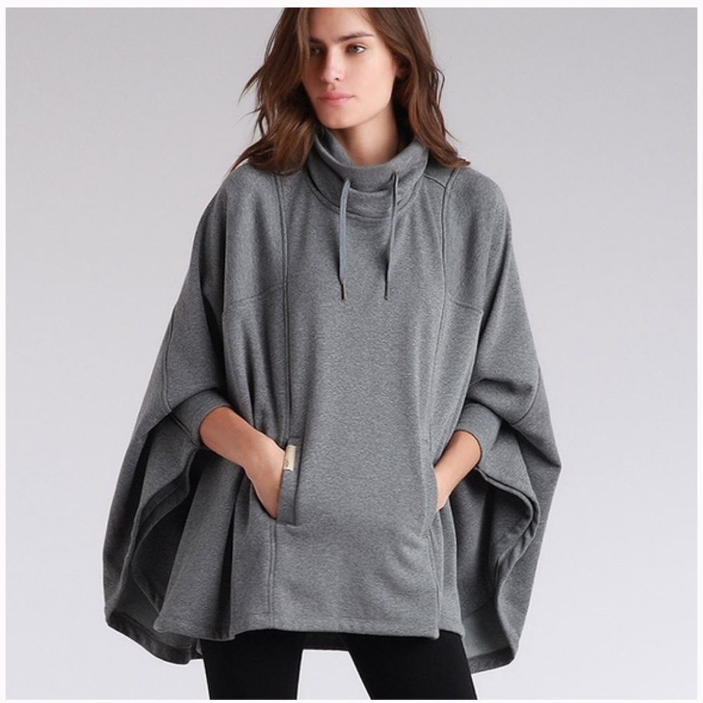 UGG womens Pichot Turtleneck Poncho Grey- like
New!